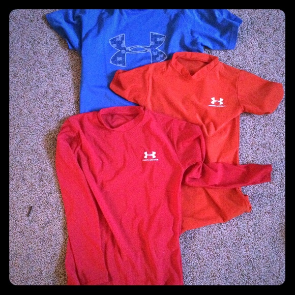 Under armor wet dry tops