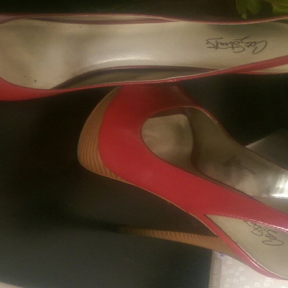 Dark Red shoes size 7M - Picture 1 of 4