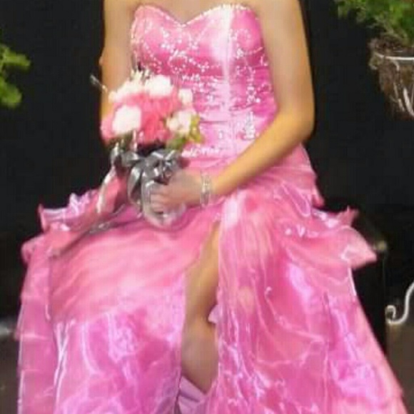 Size 6/8 Prom dress