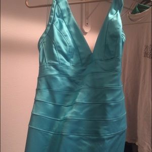 Beautiful blue dress!