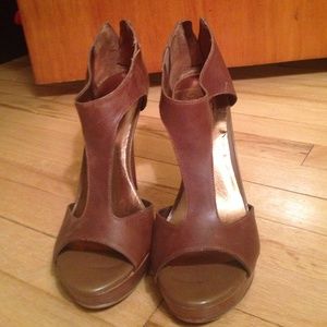 Fergie brand brown open toe heels