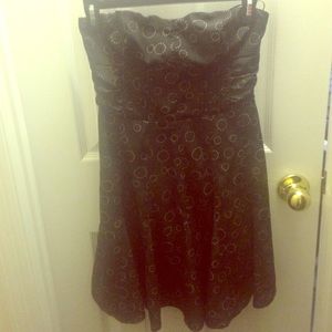 Gray circles strapless dress