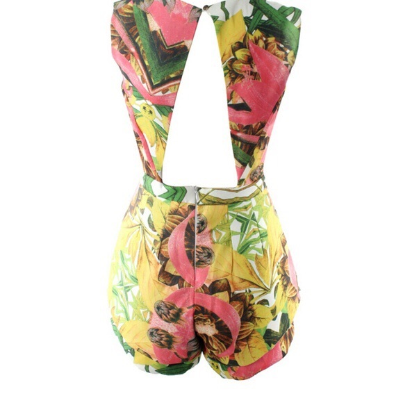 V neck romper - Picture 3 of 3