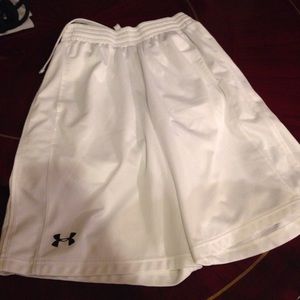 Bundle of 3 Under Armour shorts