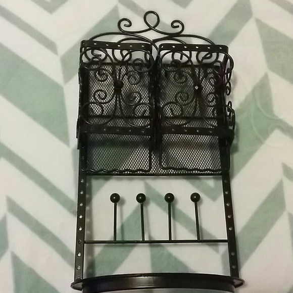 Jewelry stand