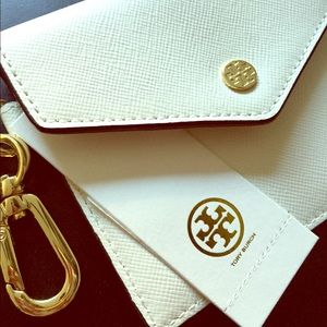 👛TORY BURCH