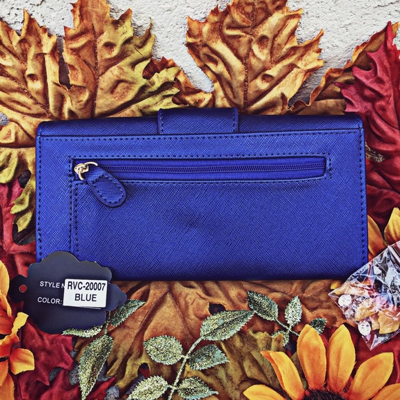 ❗️🚫SOLD❗️Blue Mystics Wallet - Picture 3 of 4