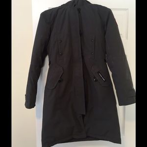 Canada Goose Kensington Parka in gray