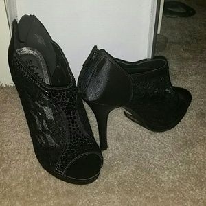 Black lace heels