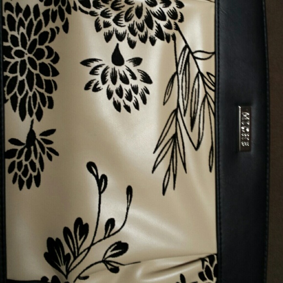 Miche purse shell **SOLD IN BUNDLE** - Picture 2 of 2