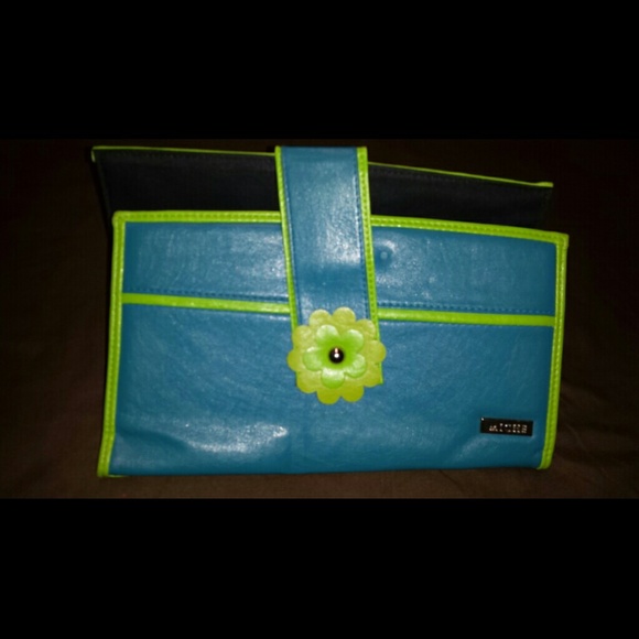 Miche purse shell **SOLD IN BUNDLE** - Picture 2 of 2