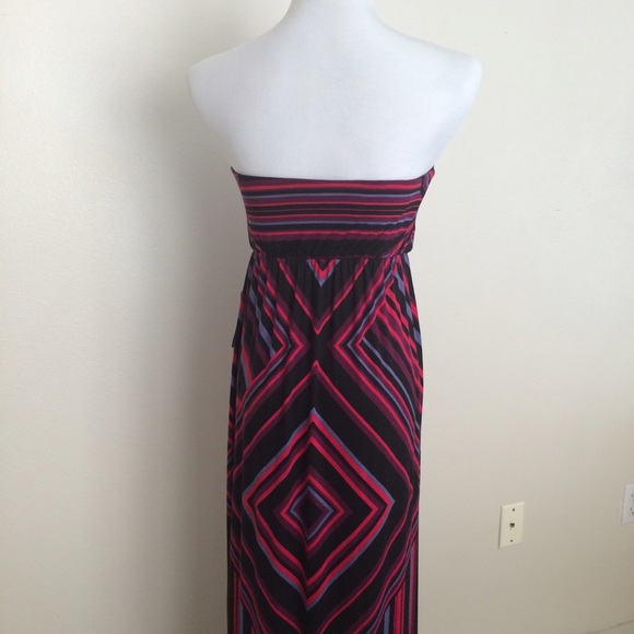 BUNDLE for Yolanda💝 F&C strapless maxi dress - Picture 4 of 4