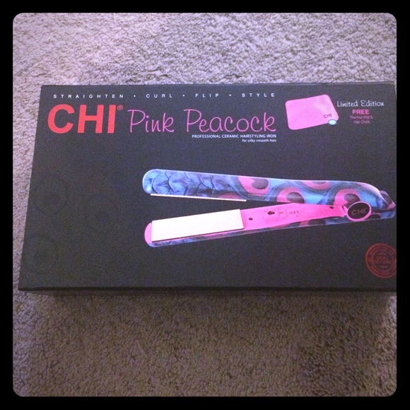 BRAND NEW!!! Chi Flat Iron