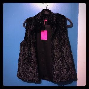 Betsey Johnson black faux fur vest