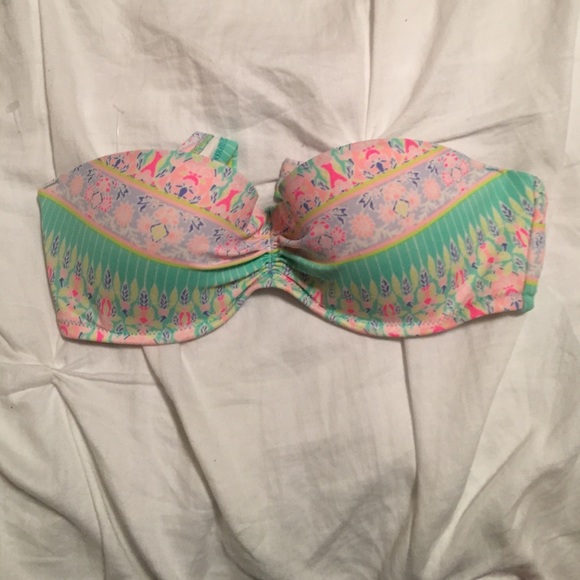 Victoria's Secret push up top