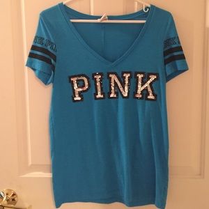VS Pink XSMALL Vneck