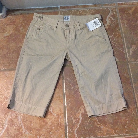 Lucky Brand tan shorts/bermuda
