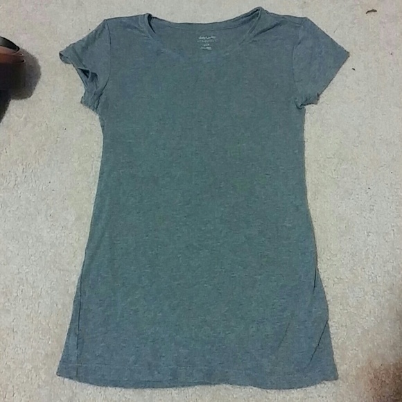 Gray workout tee