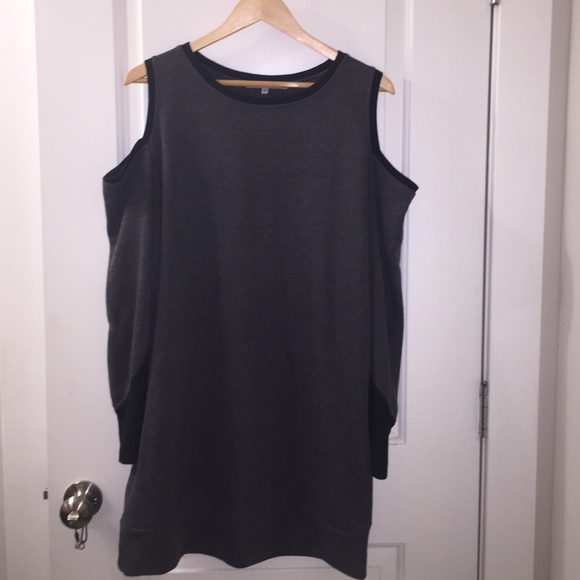 RACHEL Rachel Roy XL cut-out shoulder tunic - Picture 1 of 4