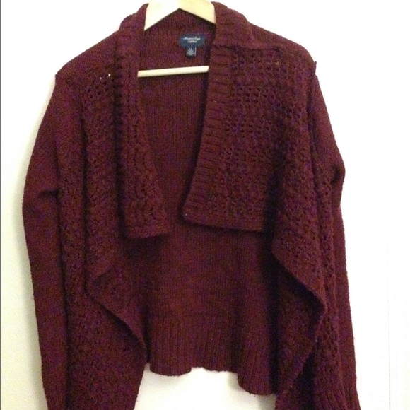 American eagle maroon sweater