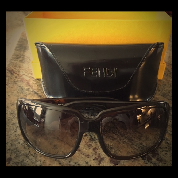 Authentic FENDI black sunglasses with case & box!