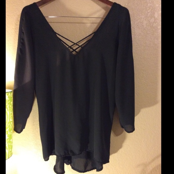 Criss cross chiffon tunic-gifted @samsam1984 - Picture 2 of 2