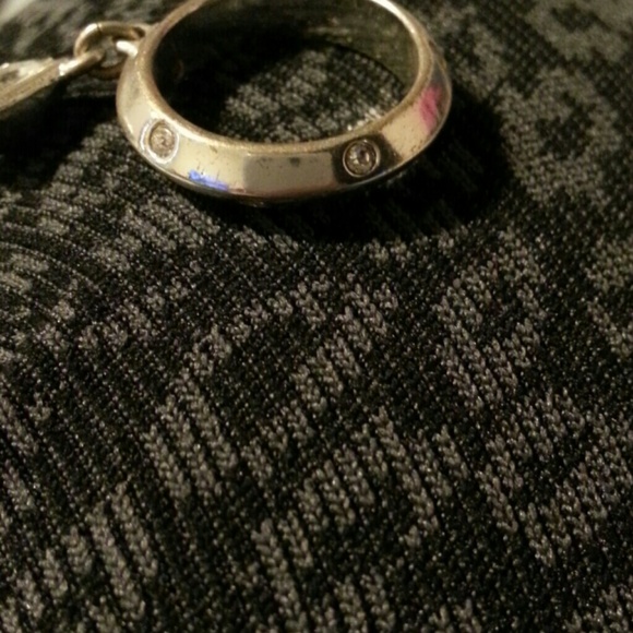 LIMITED EDITION Avon "Femme" ring - Picture 4 of 4