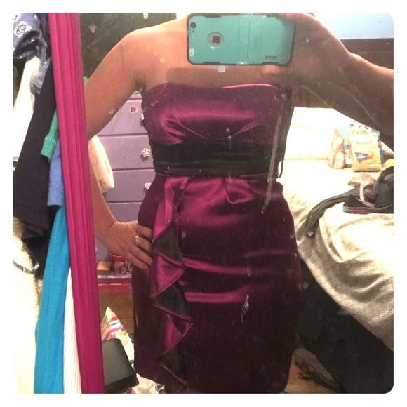 Juniors sz 7 NWT Formal or Party Dress - Picture 1 of 4