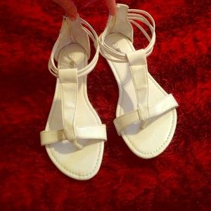 Price Drop❗️Spring/Summer White Sandals