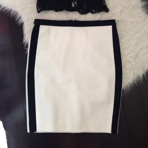 SOLD J Crew Black & White Pencil Skirt - Picture 4 of 4