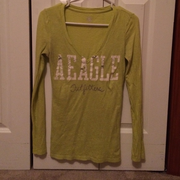 Long sleeve American Eagle tee