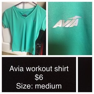 Avia workout top