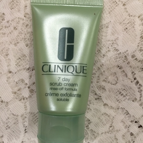 NEW CLINIQUE 7 DAY SCRUB CREAM 30 ML