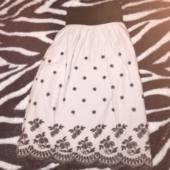 Dresses & Skirts - Grey and black skirt