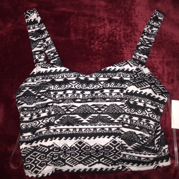 ❌sold❌Caged Aztec print crop top