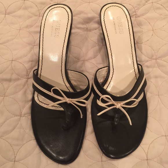 Cute Guess Bow heels/ American eagle