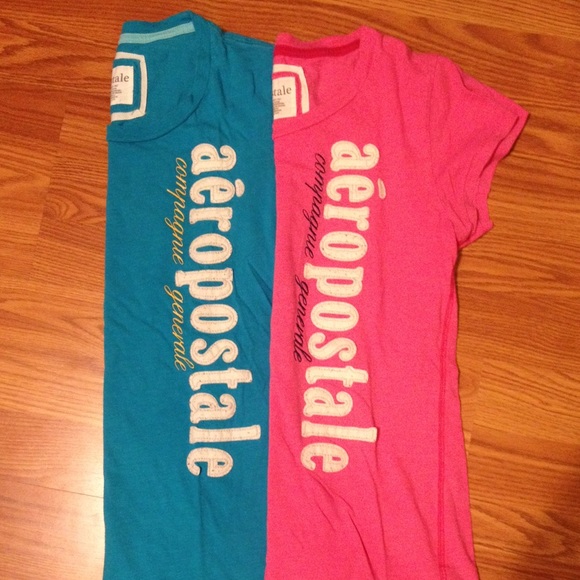 2 large Aeropostale tops.