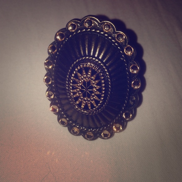 Big brown Jewled ring