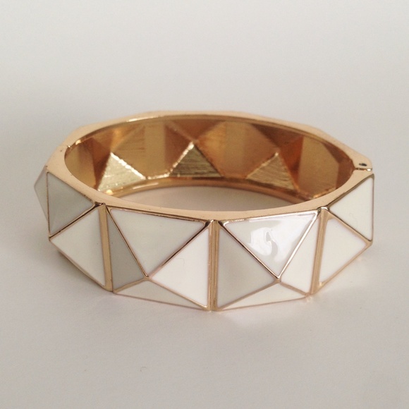 Gold Bracelet Ivory