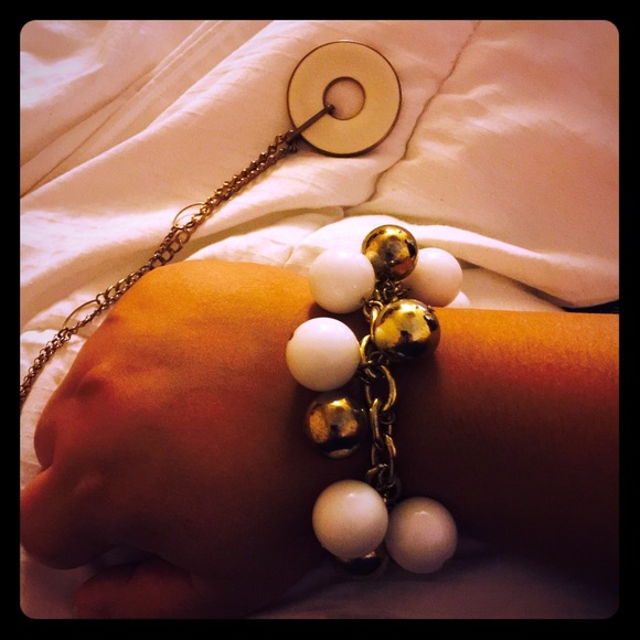 Bracelet and necklace combo