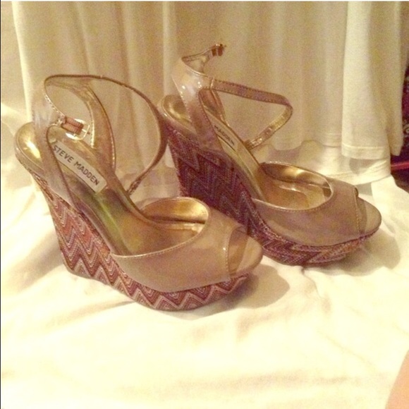 ❌❌Sold❌❌Steve Madden wedges