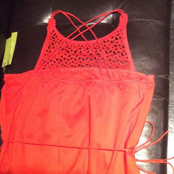 Make a statement this Spring!!!!! - Picture 2 of 4