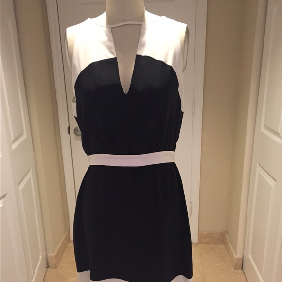SALE! Parker color block dress - Picture 3 of 4