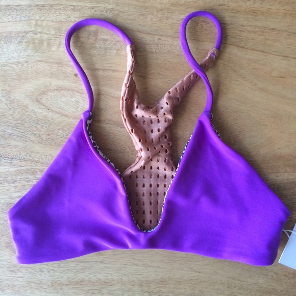 ❌SOLD❌Acacia Jaws top in Shave ice size Medium - Picture 1 of 4