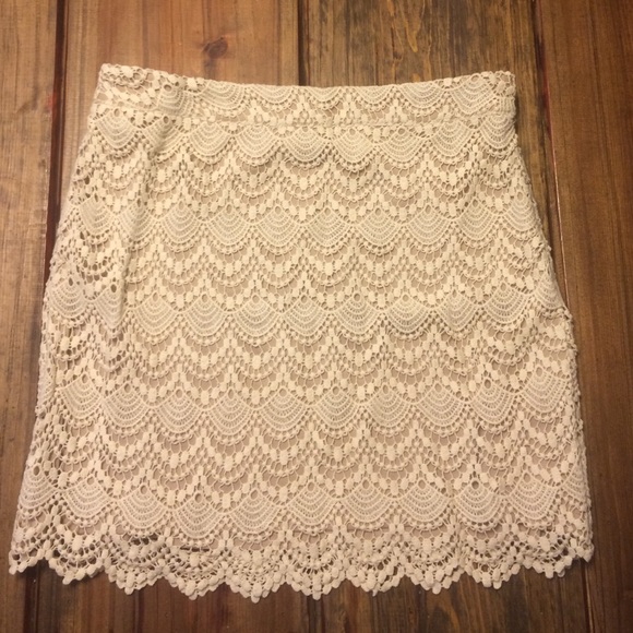 Forever 21 Dresses & Skirts - Cream crochet skirt