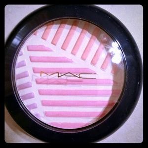 Mac Highlight Powder "Crew"