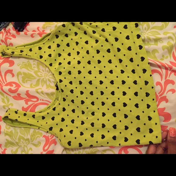 Crop tops - Picture 2 of 2