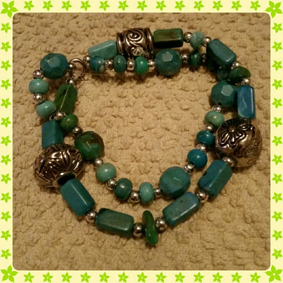 Bracelets - Picture 2 of 2