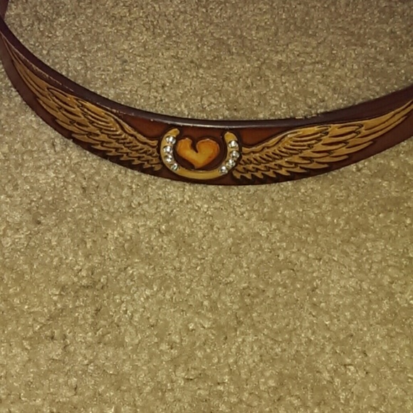 Rhinestoneleather belt with horse shoe belt buckle