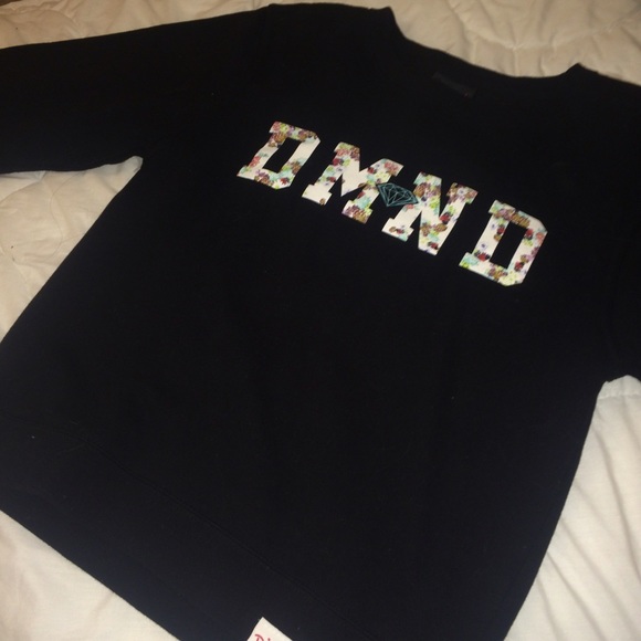 PacSun Sweaters - FLORAL DIAMOND CO. CREWNECK.